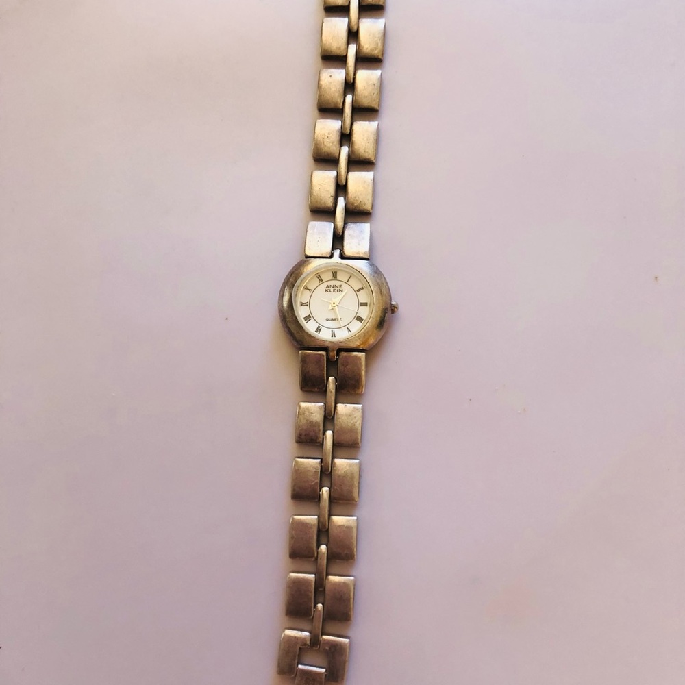 Fossil Metallic Silver Linked Watch